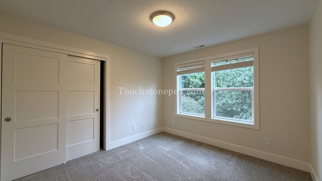 Building Photo - Luxury Meets Nature for this 3 BD | 2.5 BA...