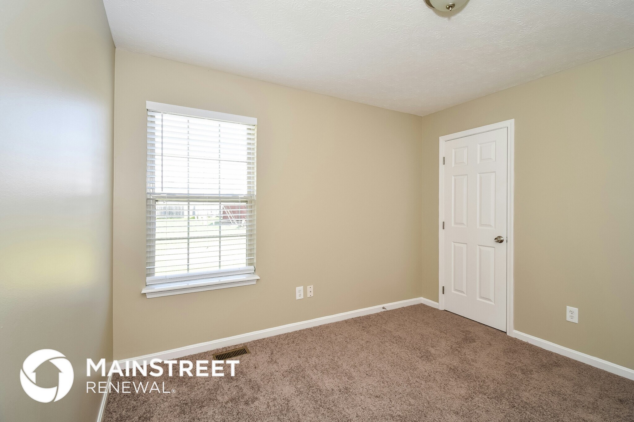 Building Photo - 176 Dogwood Run