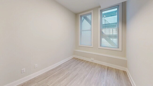 Building Photo - No Brokers Fee, Theater District of Boston, In-Unit Washer/Dryer, Brand new Renovation
