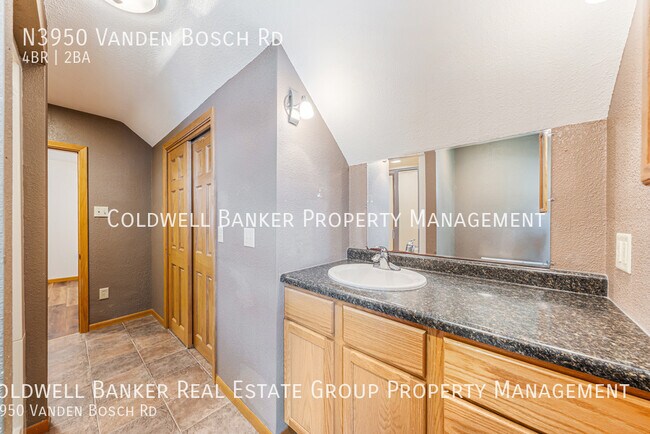 Building Photo - N3950 Vanden Bosch Rd