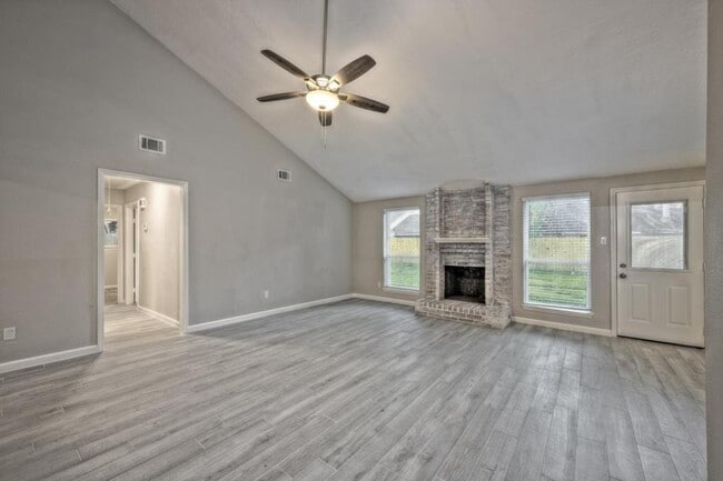 Building Photo - 1219 Gentle Bend Dr