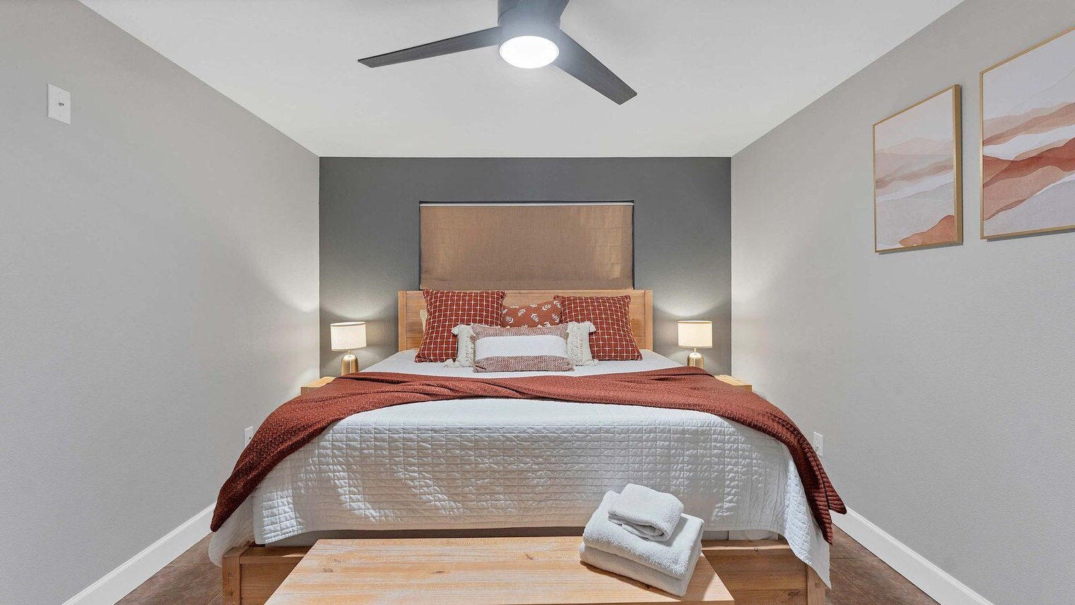 Building Photo - 730 E Mather St