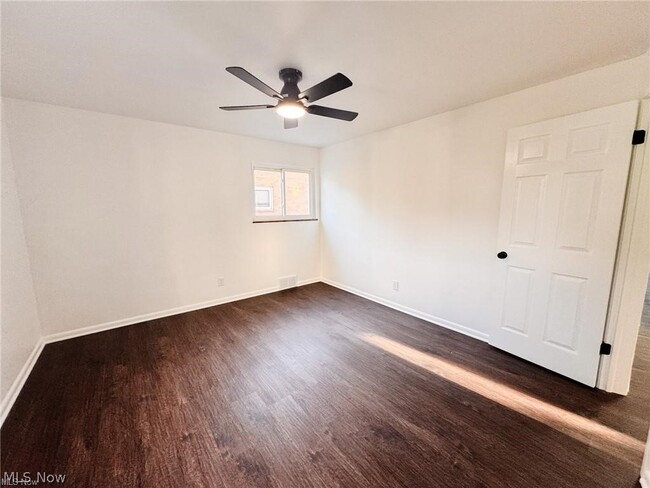 Building Photo - 2907 Snow Rd