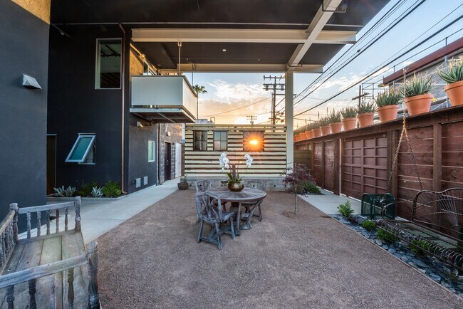 Building Photo - 3586 Adams Avenue, Unit 05
