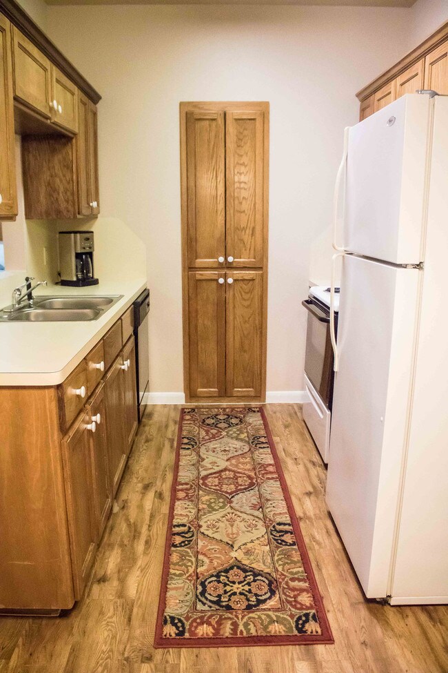 KITCHEN - Saddlebrook