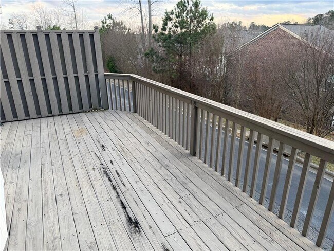 Building Photo - 3669 Chicago St NW