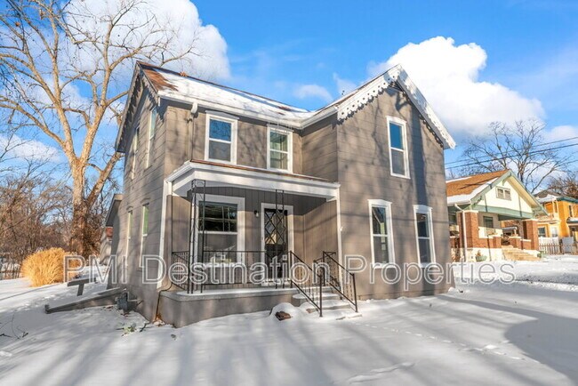 Building Photo - 811 N 10th St