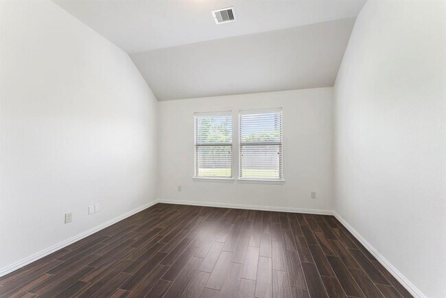 Building Photo - 28519 Lockeridge View Dr