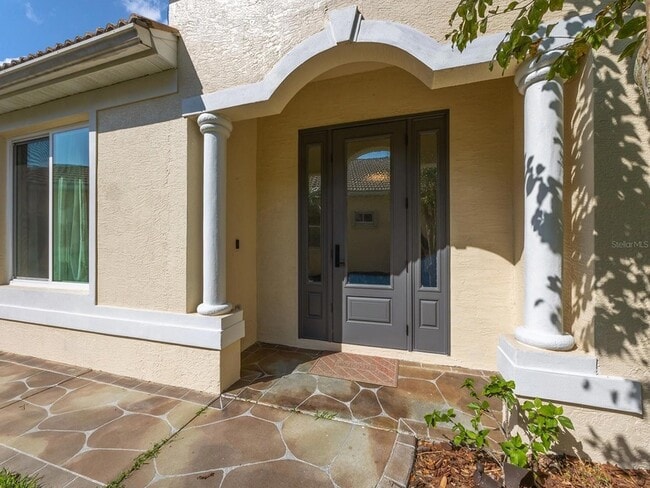 Building Photo - 6127 Aviary Ct