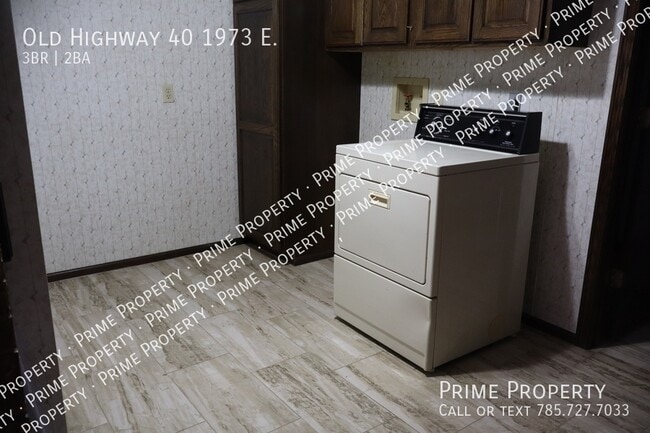 Building Photo - Old Highway 40 1973 E.-