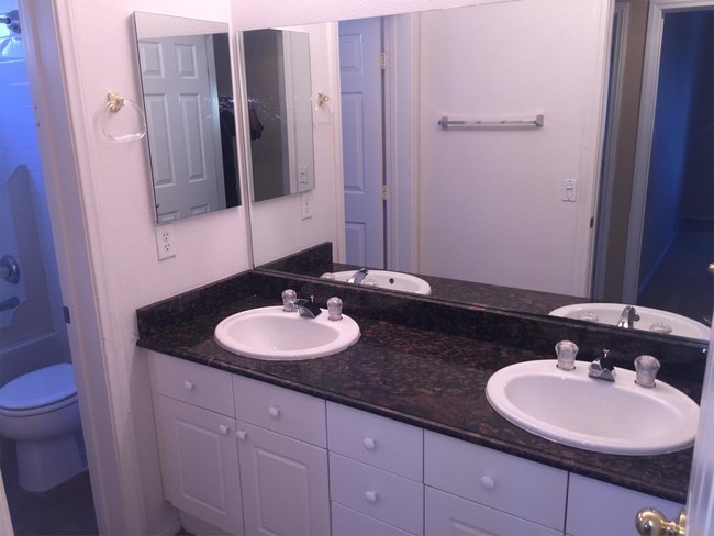Building Photo - 1589 Sabatini Dr