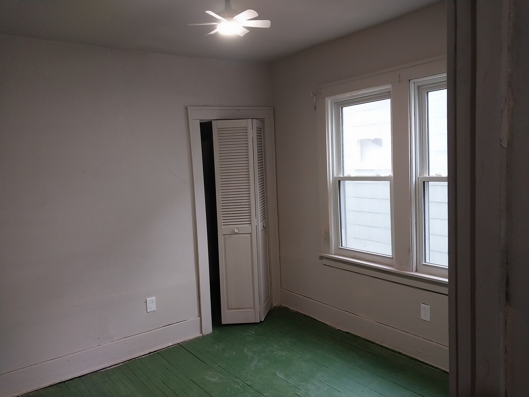 Building Photo - 15350 Alden St