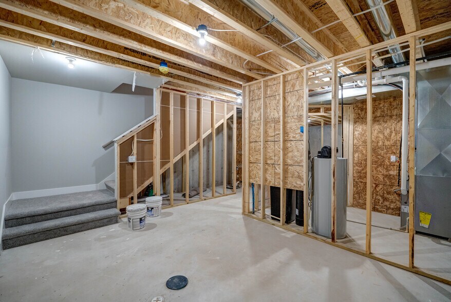 Building Photo - 291 N Bergamont Blvd