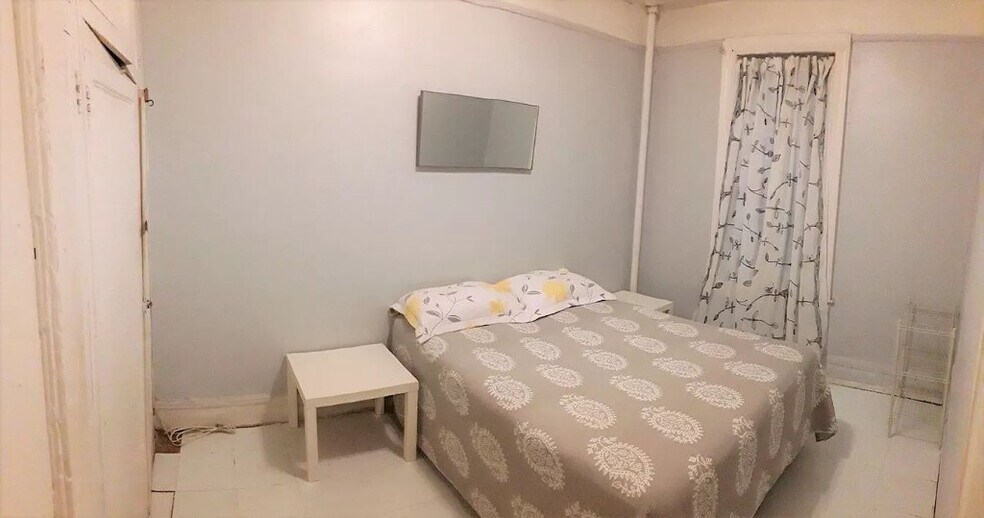 Building Photo - 676 St Nicholas Ave