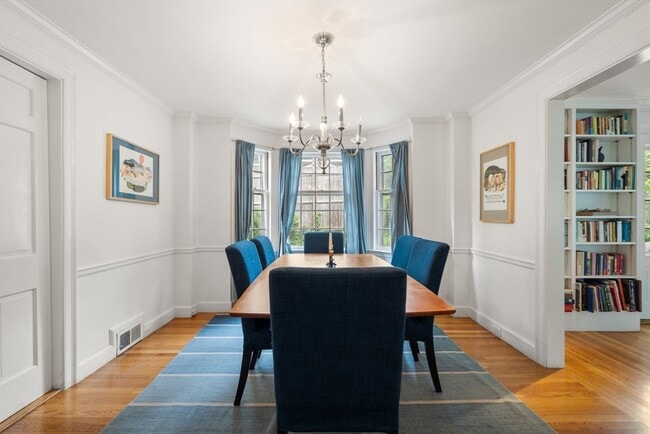 Building Photo - 205 Brattle St