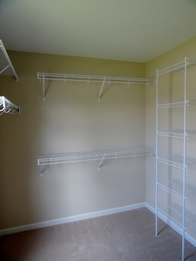 Building Photo - Close to Everything!