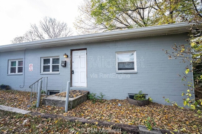 Primary Photo - 524 W 23rd St