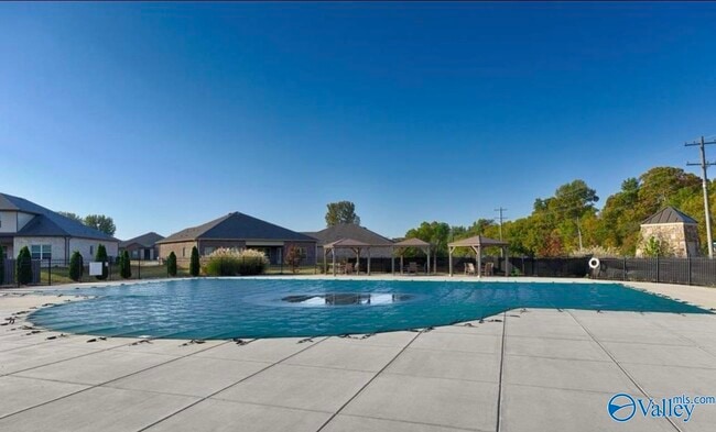 Building Photo - 160 High Leaf Dr