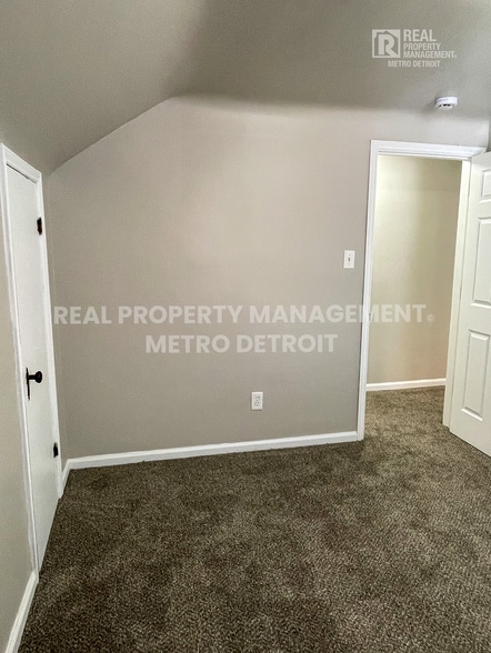 Building Photo - 16210 Ferguson St