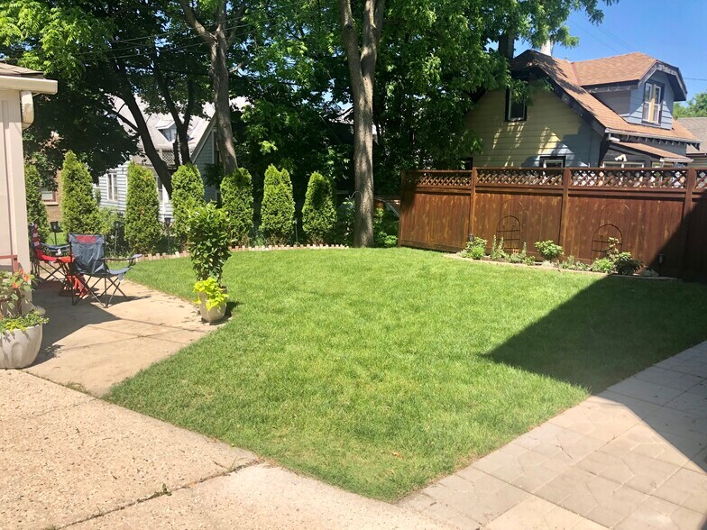 Building Photo - 541 N 62nd St