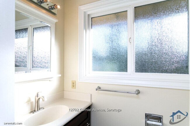 Building Photo - 12782 Carniel Ave