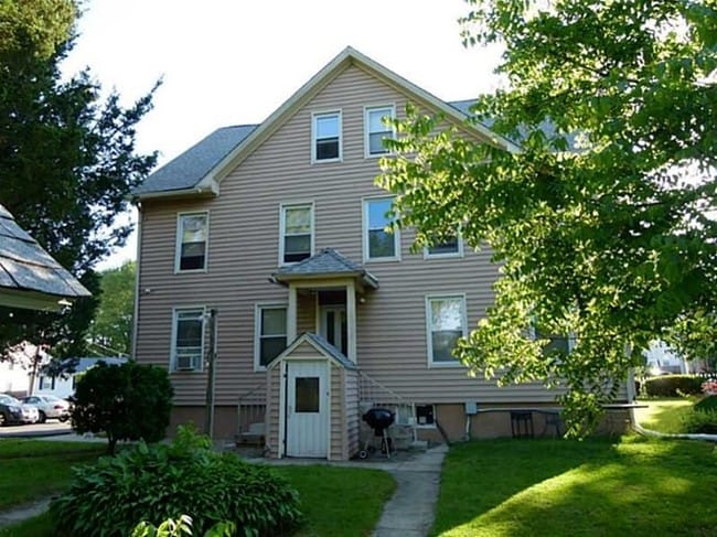 Building Photo - 22 Eastman St