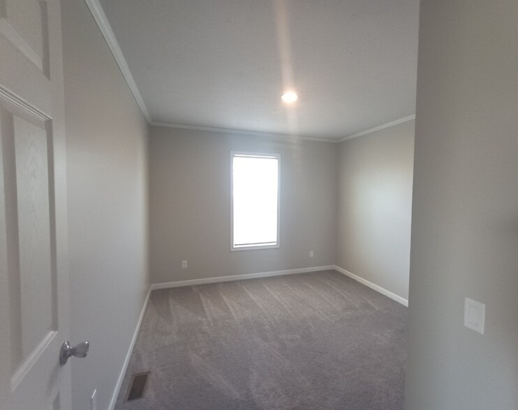 Building Photo - 37479 Grain View Ln