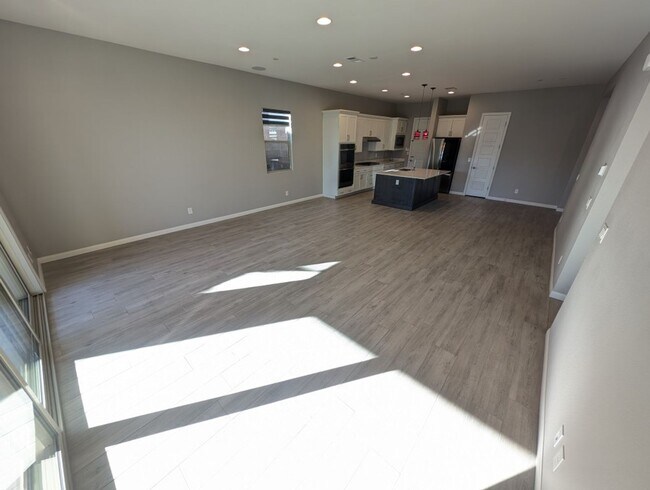 Building Photo - 11531 Great Bahama Way