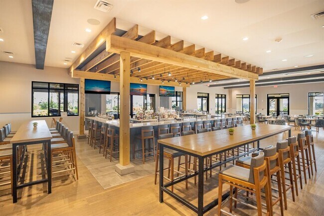 Building Photo - 5363 Vaccaro Ct