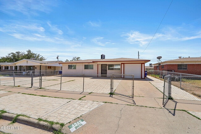 Building Photo - 4948 Aiken Ln