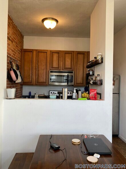 Building Photo - 23 Cortes St