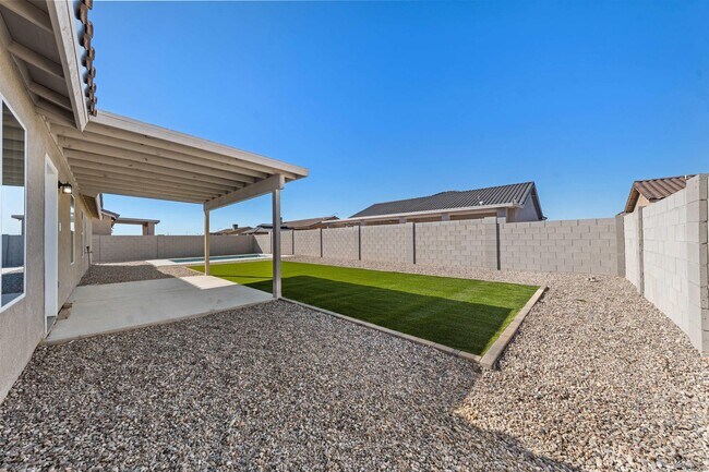 Building Photo - 7272 E 45th St