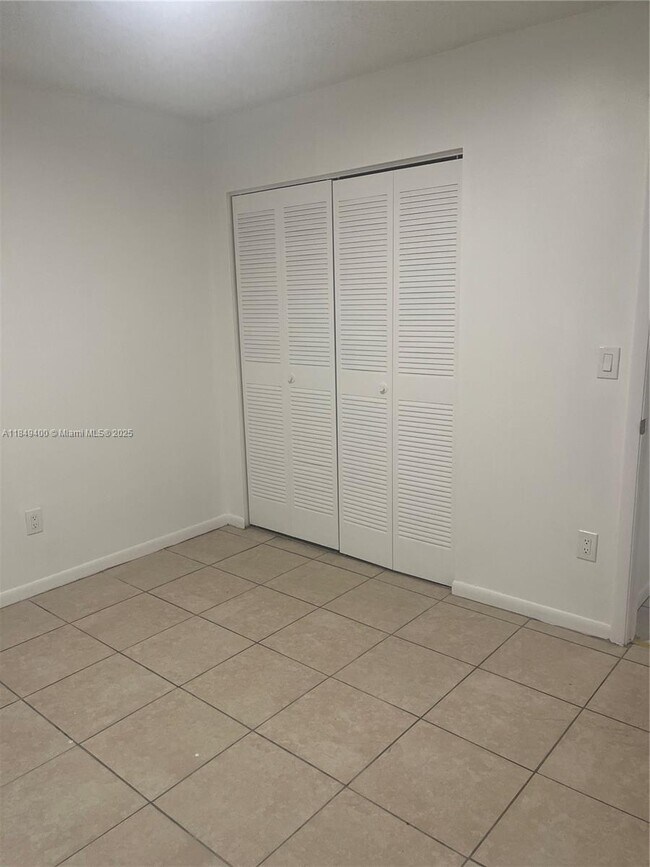 Building Photo - 14863 SW 104th St