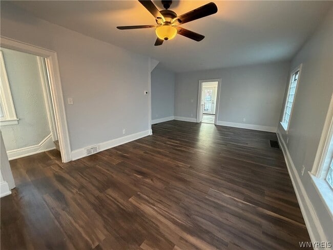 Building Photo - 18 Buffum St