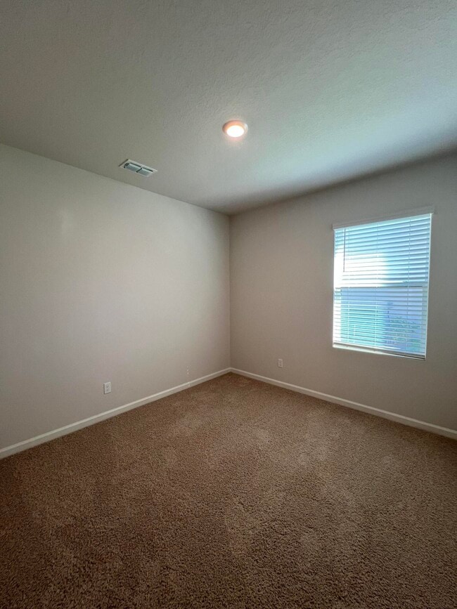 Building Photo - 9618 Seaspray Dr