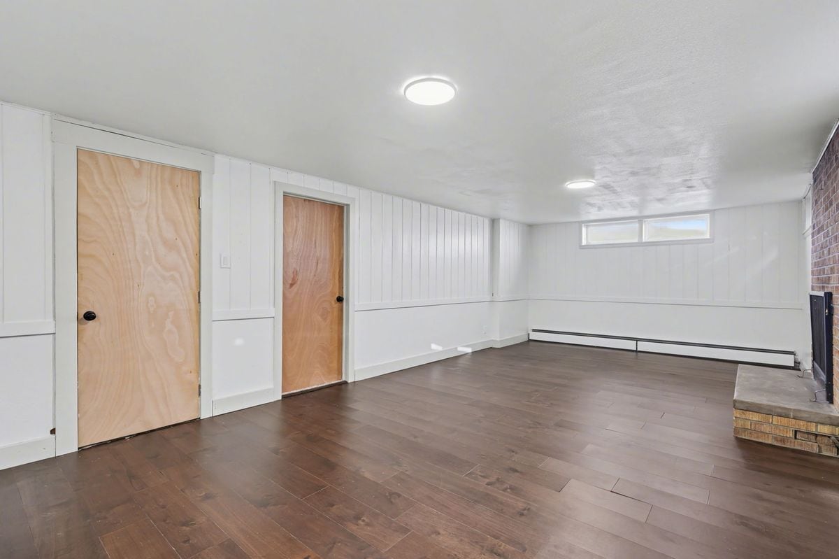 Building Photo - 2215 N Wahsatch Ave