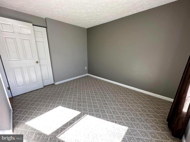 Building Photo - 7706 Havenside Terrace