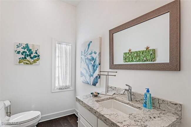 Building Photo - 2540 Half Moon Walk