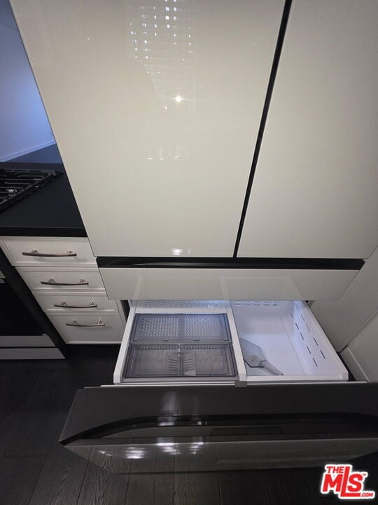 Building Photo - 525 Broadway St