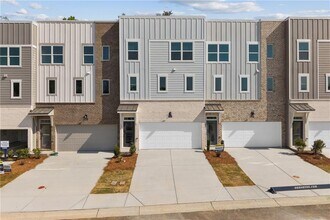 Building Photo - 3575 Overlook Rd NW