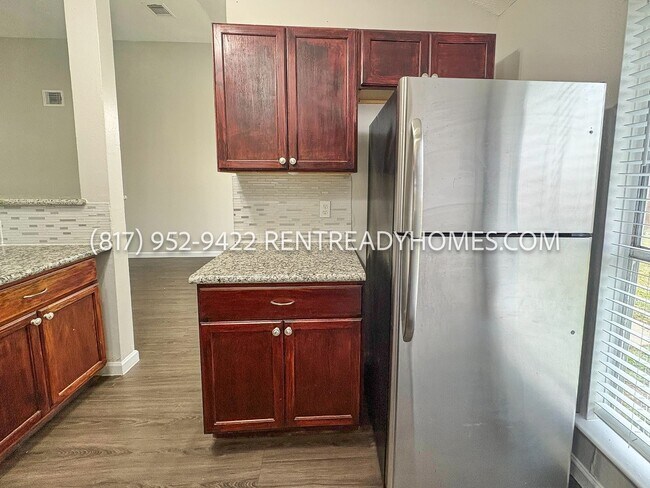 Building Photo - 18102 Twin Creek Dr