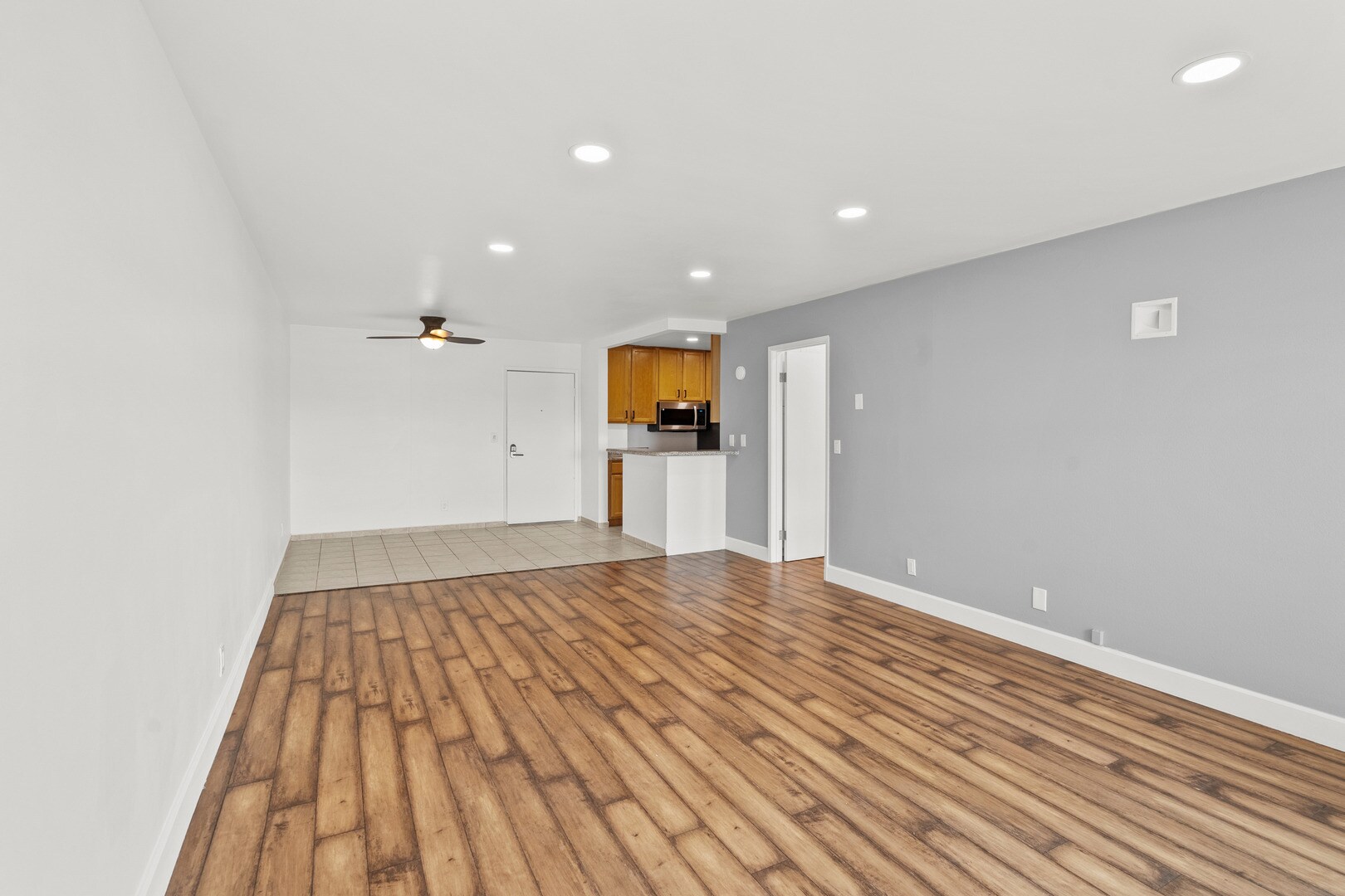 Building Photo - 7765 W 91st St