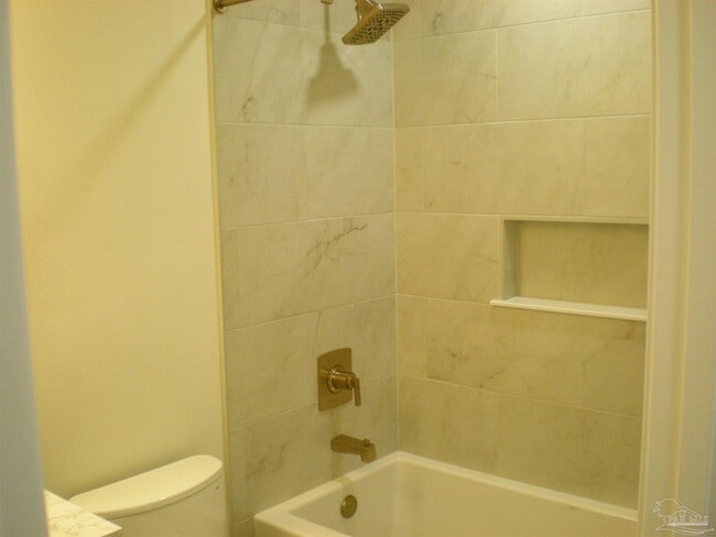 Building Photo - 11606 Chanticleer Dr