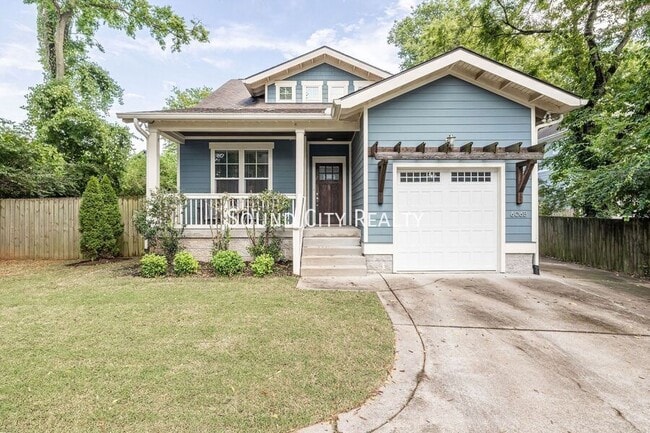 Building Photo - 606B Eastboro Dr