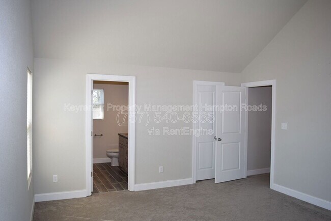 Building Photo - 1 Worden Pl