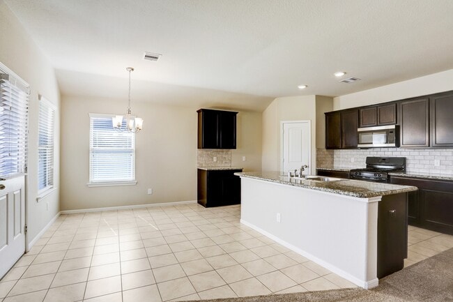 Building Photo - 2911 Indwarra Ct