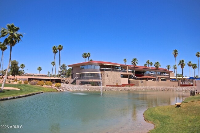 Building Photo - 1831 E Lindrick Dr