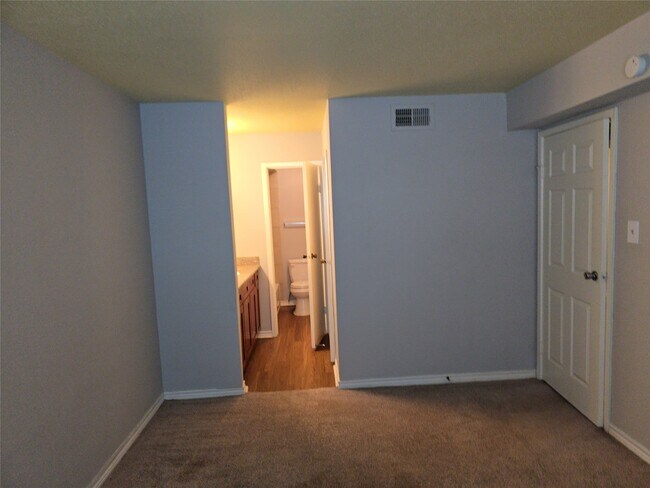 Building Photo - 12634 Ashford Meadow Dr