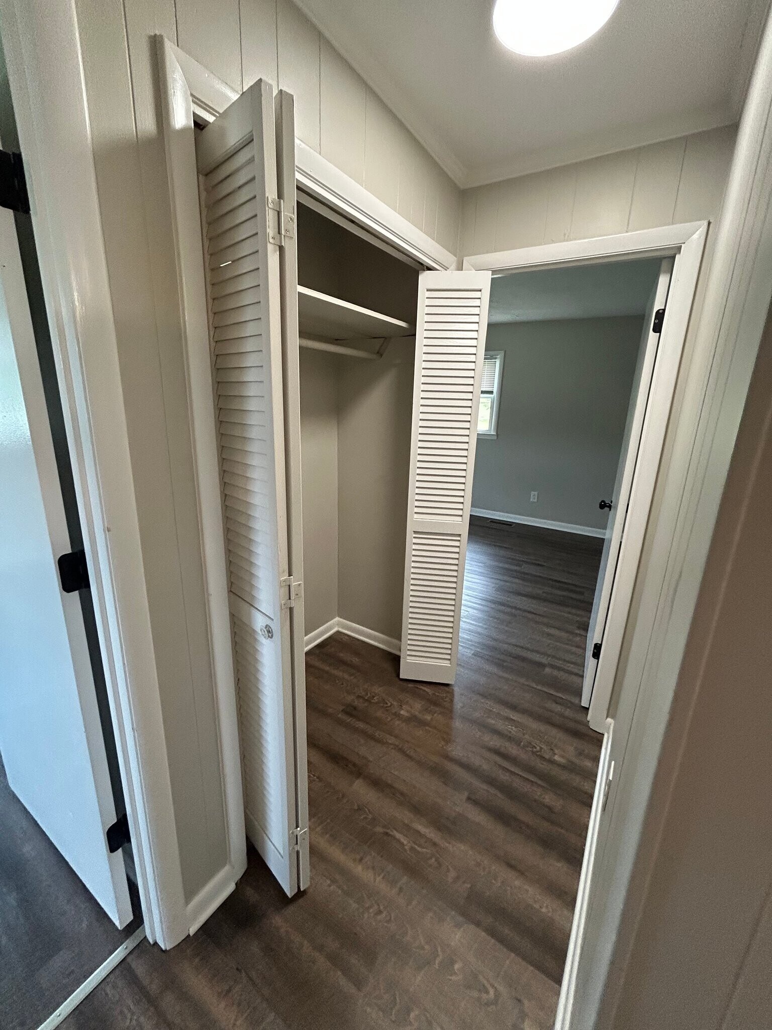 Building Photo - 147 Riddleton Cir