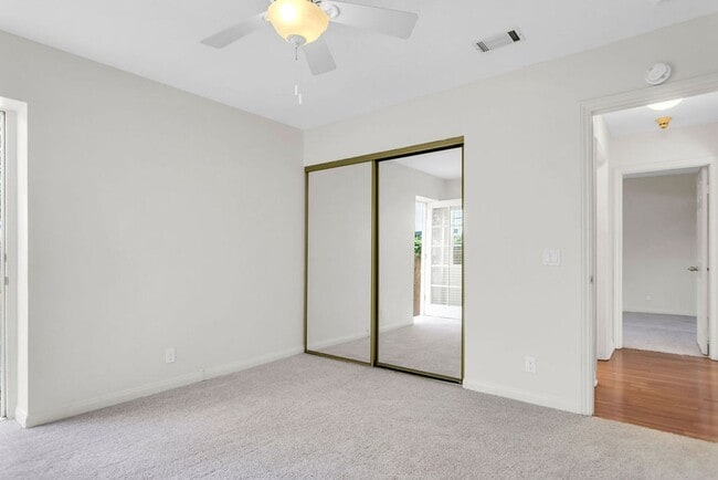 Building Photo - Great detached Home in Pacific Beach! Avai...